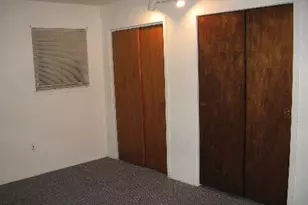 540 Oak St, Copiague, NY 11726 - Photo 9