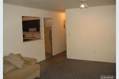 540 Oak Street, Copiague, NY 11726 - Photo 13