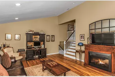 159 Soundview Drive, Port Washington, NY 11050 - Photo 15