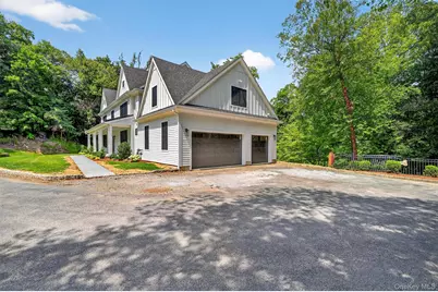 9 Flanders Lane, Cortlandt Manor, NY 10567 - Photo 3