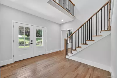 9 Flanders Lane, Cortlandt Manor, NY 10567 - Photo 5