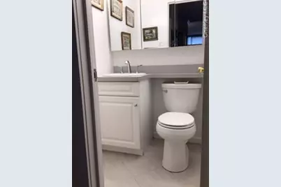 27110 Grand Central Parkway #2E, Floral Park, NY 11005 - Photo 9