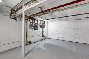 62 15th St, Brooklyn, NY 11215 - Photo 23