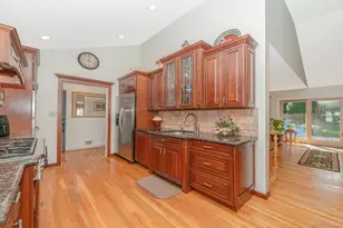 48 Glenwood Dr, Hauppauge, NY 11788 - Photo 7