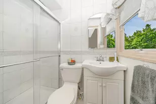 48 Glenwood Dr, Hauppauge, NY 11788 - Photo 23