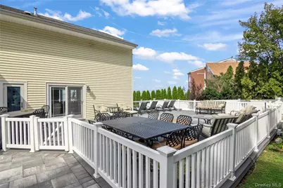 27 Mohring Bay Court, Bayville, NY 11709 - Photo 35