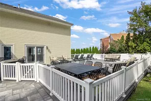 27 Mohring Bay Ct, Bayville, NY 11709 - Photo 35