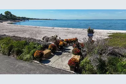 27 Mohring Bay Court, Bayville, NY 11709 - Photo 43