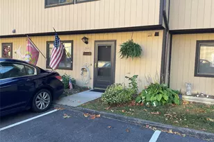 706 S Chelsea Cove, Hopewell Junction, NY 12533 - Photo 3