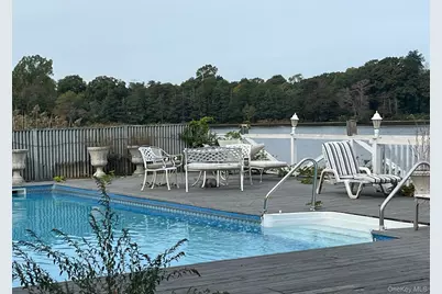 136 Connetquot Drive, Oakdale, NY 11769 - Photo 27