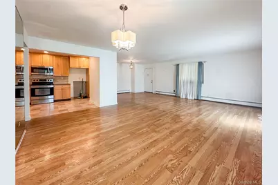 18 Granada Crescent #1, White Plains, NY 10603 - Photo 7