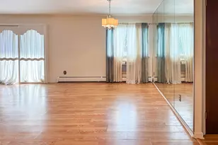 18 Granada Crescent, White Plains, NY 10603 - Photo 13