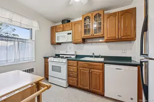 121 N Broadway, White Plains, NY 10603 - Photo 7