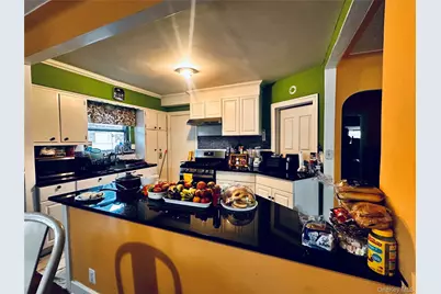 17 Flint Avenue, Hempstead, NY 11550 - Photo 5