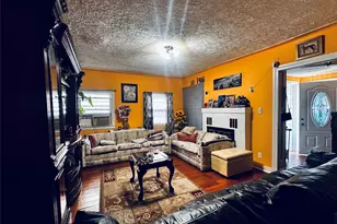 17 Flint Ave, Hempstead, NY 11550 - Photo 3