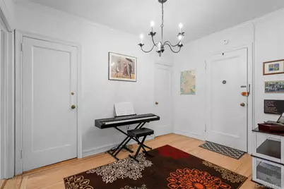 21 N Chatsworth Avenue #4N, Larchmont, NY 10538 - Photo 5