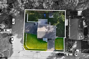 380 Montgomery Ave, West Babylon, NY 11704 - Photo 5