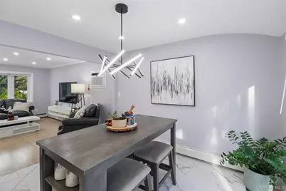 380 Montgomery Avenue, West Babylon, NY 11704 - Photo 15