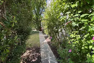 19 Ellwood St, Glen Cove, NY 11542 - Photo 23