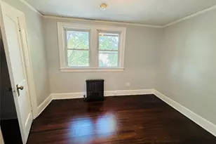 19 Ellwood St, Glen Cove, NY 11542 - Photo 15