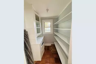 19 Ellwood Street, Glen Cove, NY 11542 - Photo 5