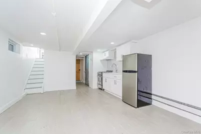 592 E 39th Street, Brooklyn, NY 11203 - Photo 17
