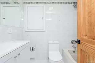 592 E 39th St, Brooklyn, NY 11203 - Photo 7