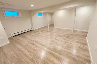 29 Avon Road, Hewlett, NY 11557 - Photo 17