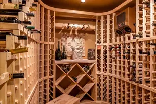 29 Pine Hill Rd, Great Neck, NY 11020 - Photo 33