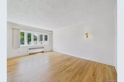 408 Briarwood Road, Massapequa, NY 11758 - Photo 5