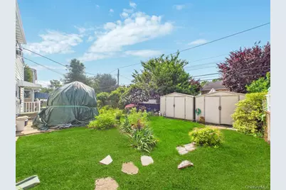 408 Briarwood Road, Massapequa, NY 11758 - Photo 3