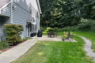 29 Lamplight St, Beacon, NY 12508 - Photo 3