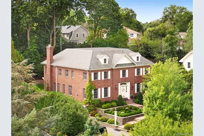 1270 Plandome Road, Manhasset, NY 11030 - Photo 21