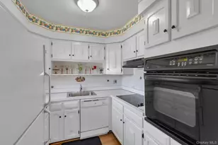 34C Warwick Pl, Yorktown Heights, NY 10598 - Photo 15