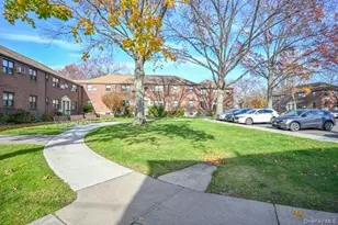 245-12 62nd Ave, Douglaston, NY 11362 - Photo 3