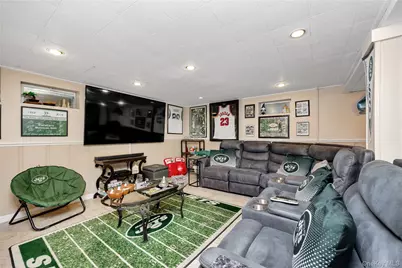 209 Brompton Road, Garden City, NY 11530 - Photo 45