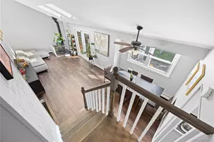 38 Oxford Rd, Old Bethpage, NY 11804 - Photo 9