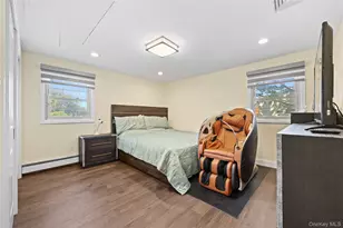 38 Oxford Rd, Old Bethpage, NY 11804 - Photo 15