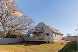 304 S Dunton Ave, Patchogue, NY 11772 - Photo 5