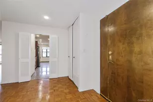 12 Bond St, Great Neck, NY 11021 - Photo 17