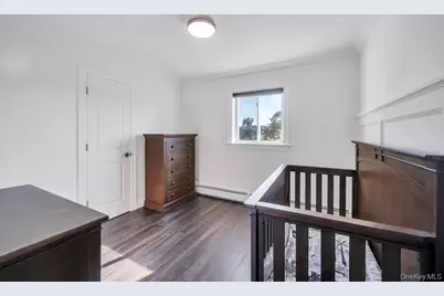 2566 Hyacinth Street, Westbury, NY 11590 - Photo 15