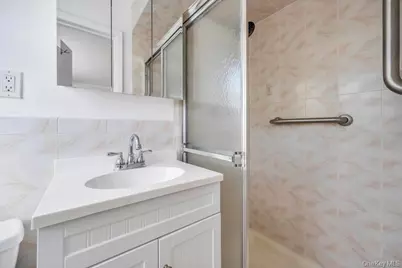 2566 Hyacinth Street, Westbury, NY 11590 - Photo 13