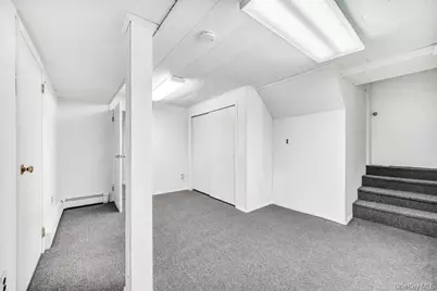 2566 Hyacinth Street, Westbury, NY 11590 - Photo 21