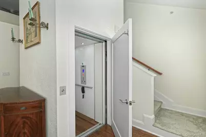 123 Emanuel Way, East Meadow, NY 11554 - Photo 19