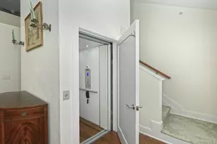 123 Emanuel Wy, East Meadow, NY 11554 - Photo 19