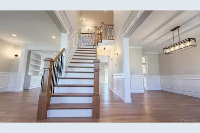 214 N Cedar Street, Massapequa, NY 11758 - Photo 3