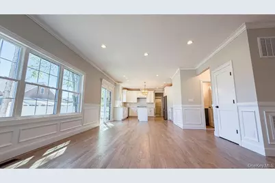 214 N Cedar Street, Massapequa, NY 11758 - Photo 15
