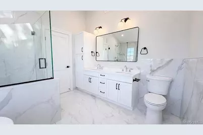 214 N Cedar Street, Massapequa, NY 11758 - Photo 27