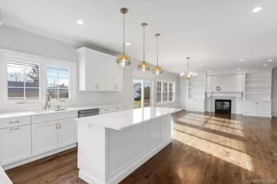 214 N Cedar, Massapequa, NY 11758 - Photo 23