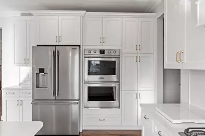 214 N Cedar, Massapequa, NY 11758 - Photo 17